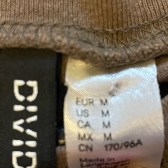 H&M Oversized T-Shirt - Picture 5 of 5